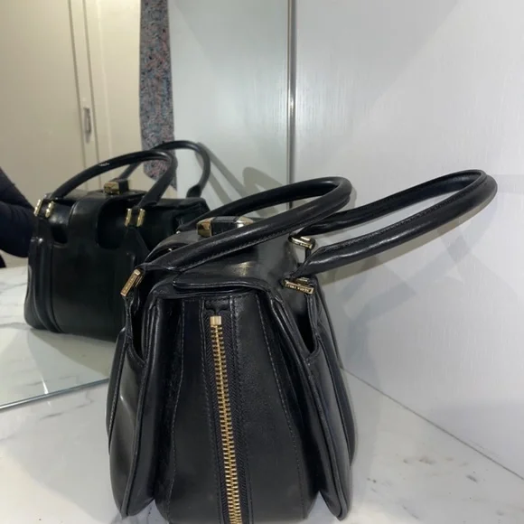 Tory Burch Hand Bag - Picture 2 of 4